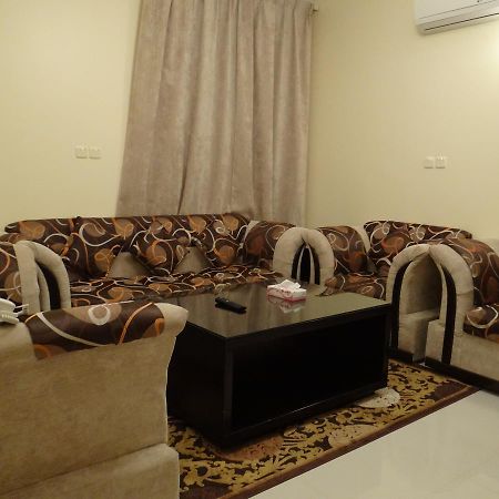 Royal Home Furnished Apartments Wadi Al Dawasir Exterior photo