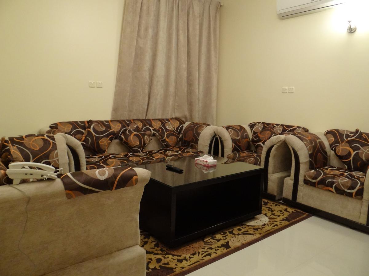 Royal Home Furnished Apartments Wadi Al Dawasir Exterior photo