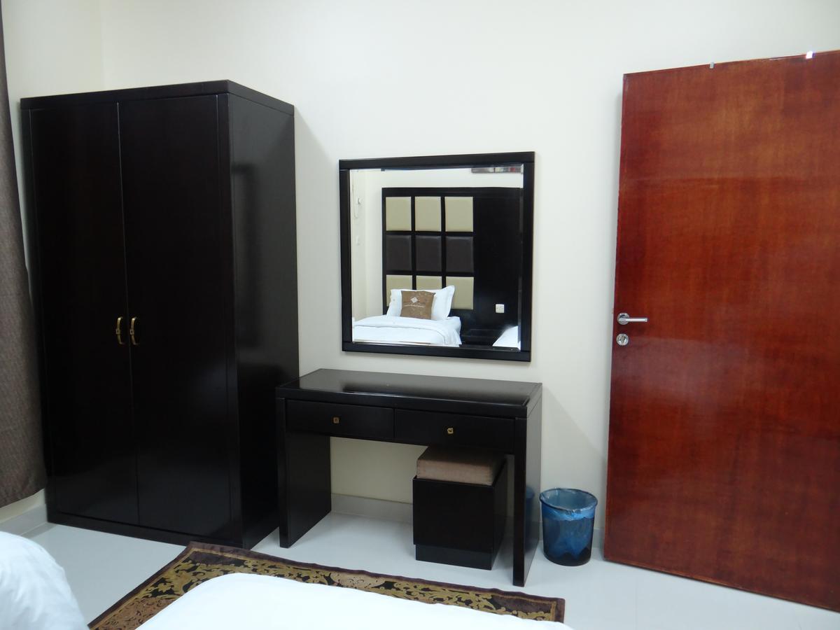 Royal Home Furnished Apartments Wadi Al Dawasir Exterior photo